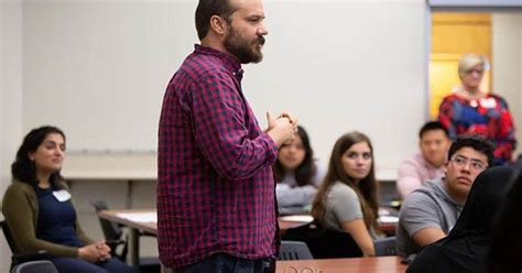 Uno Presents 5th Annual Human Library Learning Experience University