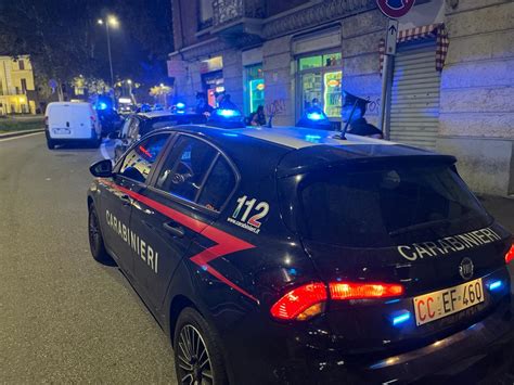 39enne Pizzicato Dai Carabinieri A Cedere Droga Ad Un Cliente A