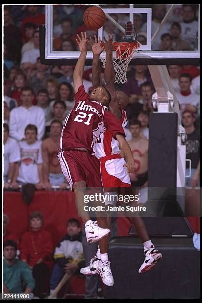 135 Marcus Camby Umass Photos & High Res Pictures - Getty Images