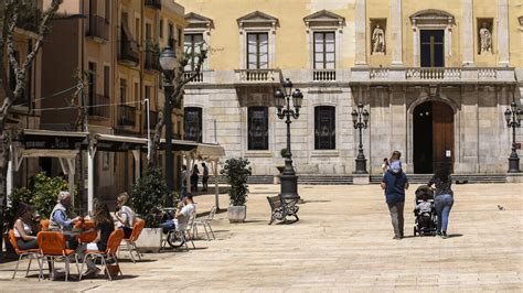 Restauradors De Tarragona Es Mobilitzen Contra L Horari De Tancament De