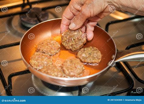 Meat Burger Preparation Step By Step Preparation Of Mini Burgers