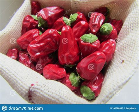 Pimenta Vermelha Queimando O Fogo Imagem De Stock Imagem De Vermelho