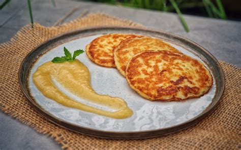 Frikadellen Nach Omas Art Aus Der Gusspfanne Bbqpitde