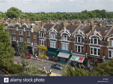 Barnes high street london hi-res stock photography and images - Alamy