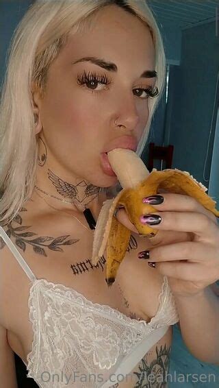 Leah Lars Leahlarsen Nude OnlyFans NudoStar TV