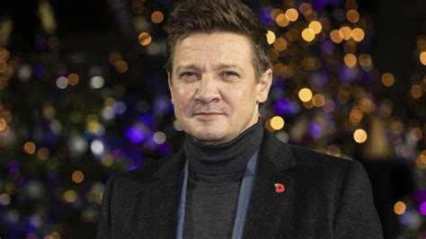 Jeremy Renner Has Made His First Hawkeye Appearance Since His Accident