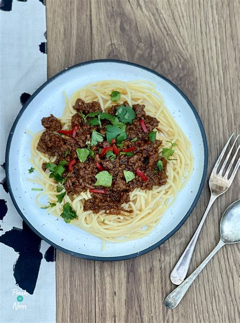 Spicy Spaghetti Bolognese - Pinch Of Nom