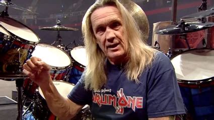 Nicko McBrain Iron Maiden y su salud después de sufrir un infarto