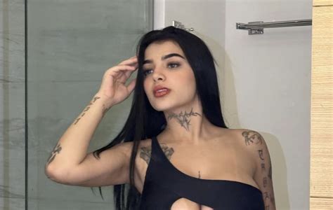 Karely Ruiz Por Video Prohibido Cancelan La Cuenta De La Influencer