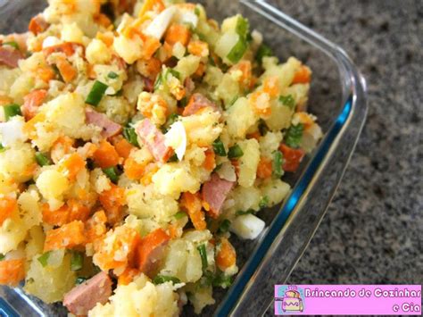 Brincando De Cozinhar E Cia Salada De Batata Cenoura Ovos E Salsicha