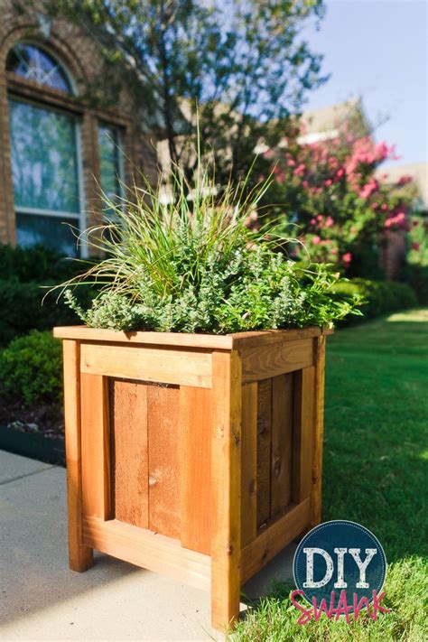 DIY Cedar Planters | Cedar planters, Diy wooden planters, Diy planter box