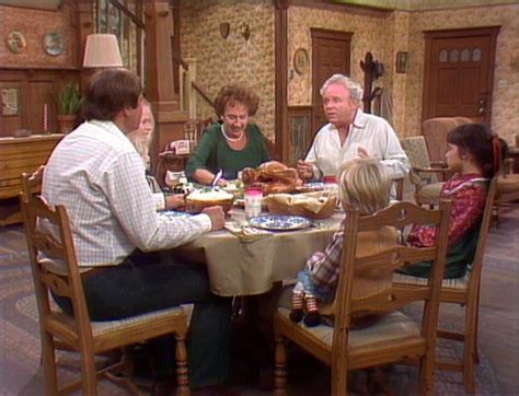 Holiday Film Reviews: Archie Bunker's Place: "Thanksgiving Reunion"