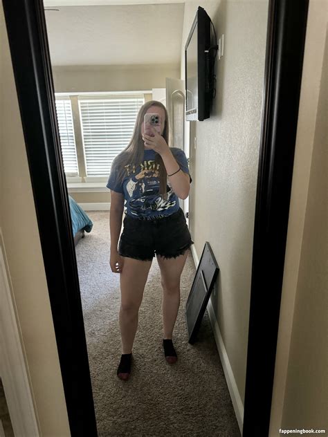 Alanis King Alanisnking Nude OnlyFans Leaks Fappening FappeningBook