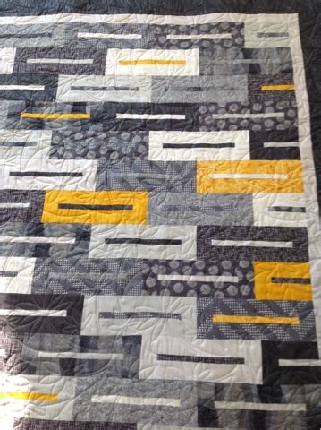 myquilter: Yellow & gray quilt