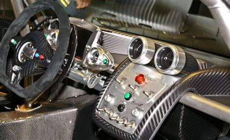 2009 Pagani Zonda R interior | Pagani zonda r, Pagani zonda, Bus interior