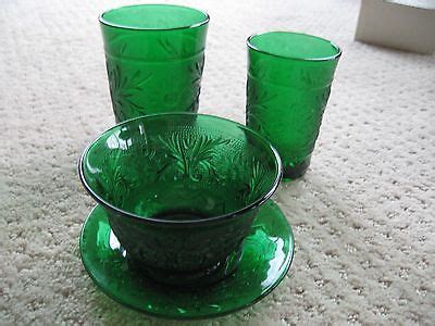 Lot Of Dark Green Depression Glass Small Bowl Saucer Tumblers