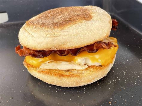 Bacon Egg and Cheese Sandwich | Recipe | Bacon egg and cheese, Egg and