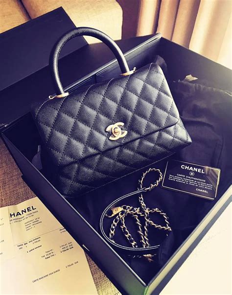 Cuộc sống của người đẹp nude bên ngựa gây ồn ào một thời giờ ra sao