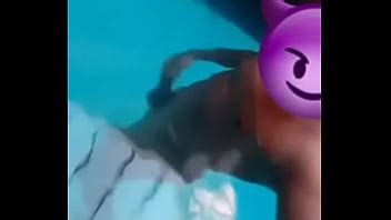 Desnudo En La Piscina XVIDEOS