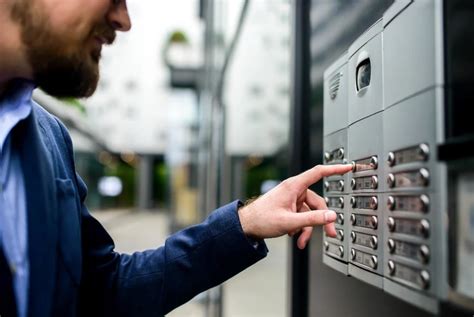 Different Types of Intercom Systems | Geekboots