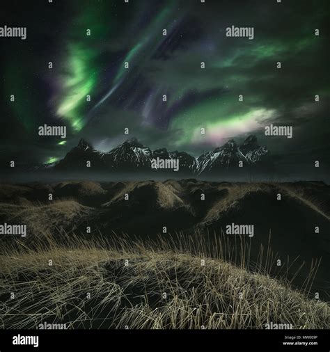 aurora  vestrahorn  res stock photography  images alamy