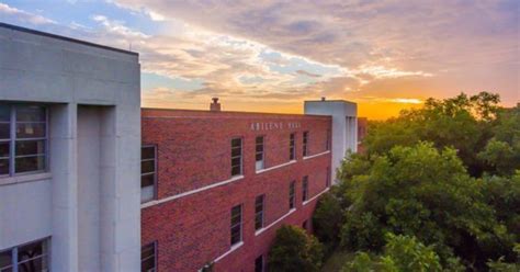 New campus facility with a data center is constructed at Hardin-Simmons ...