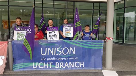 UNISON protests against NHS cuts | UNISON NI 