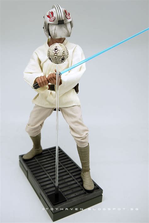 Toyhaven Review III Hot Toys Star Wars A New Hope 1 6th Scale Luke Skywalker 12 Inch Action