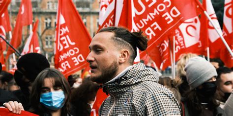 qu est ce que La Jeune garde groupuscule antifa fondé par Raphaël