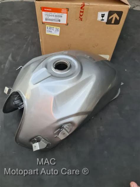 Fuel Tank Tangki Bensin Megapro Mono Silver Ori AHM 17510 KYE 900DSM