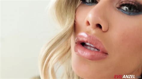 Jessa Rhodes In Anal Fucking Riot