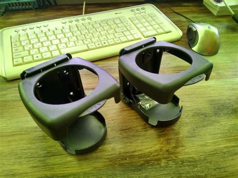 Подстаканники которые не мешают — Renault Kaptur (2016), 1,6 л, 2016 ...