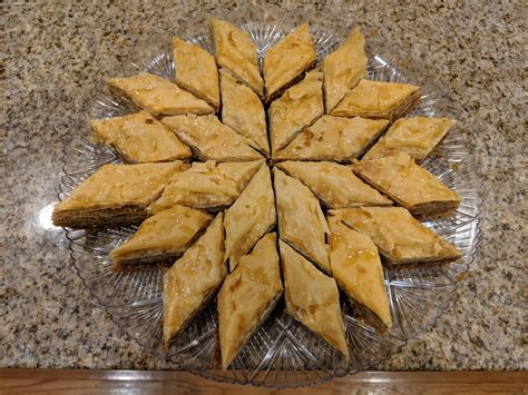 Traditional Lebanese Baklava Recipe | Besto Blog