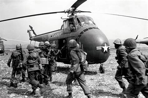 Rise of the Helicopter During the Korean War