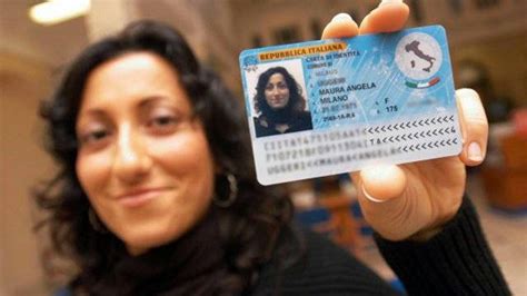 Carta D’identità Elettronica Come Lo Spid Cosa Si Potrà Fare Con Il Nuovo Strumento Di