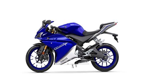 Review Of Yamaha Yzf R Pictures Live Photos Description