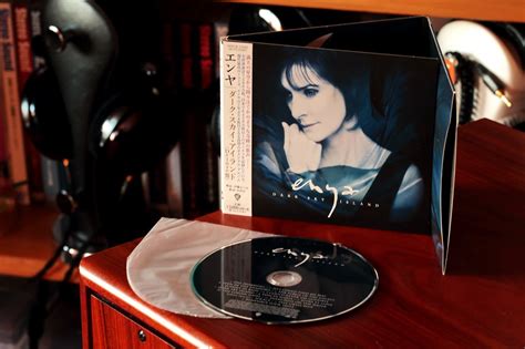 ENYA Dark Sky Island - Positive Feedback