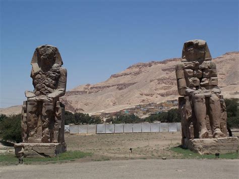 Top 10 Interesting Colossi Of Memnon Facts | Ultimate List