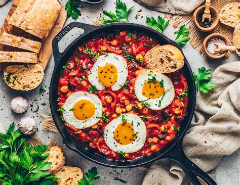 Shakshuka Mit Kichererbsen Und Veganem Spiegelei Bianca Zapatka Rezepte