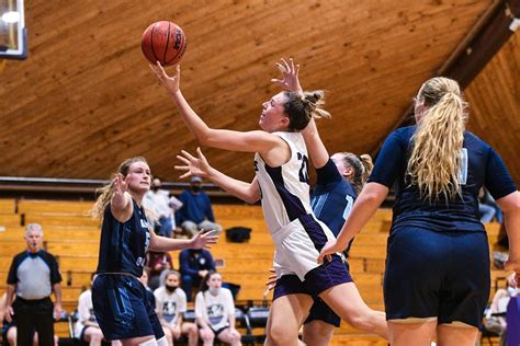 Ncaa Diii Womens Basketball Gordon At Amherst Flickr