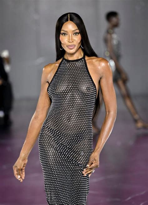 Naomi Campbell Struts The Runway In Shimmery Silver In New Fast Fashion