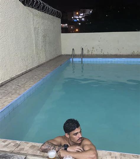 Pin De Ibrahin Salas Rivas Em Visionar Fotos Masculinas Tumblr