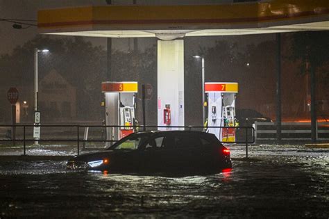 Après Helene l ouragan Milton plonge les Etats Unis dans la réalité du