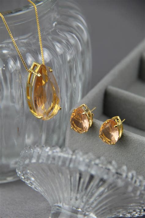 Comprar Conjunto Gota Nude Tamanho G Dourado A Partir De R Anna Vilas