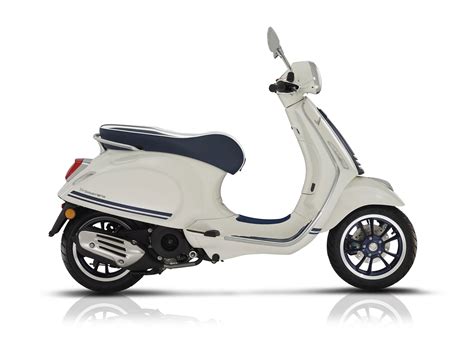 Vespa Primavera V Ie Yacht Club Prezzo E Scheda