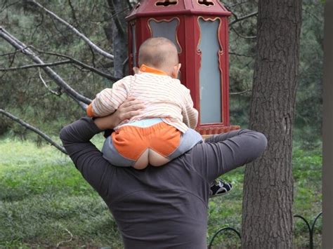 Kaidangku The Split Crotch Pants Chinese Babies Wear The Helpful Panda