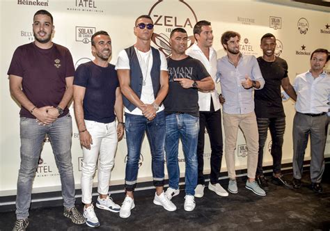 Cristiano Ronaldo Se Al A Con Enrique Iglesias Rafa Nadal Y Pau Gasol