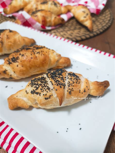 Cornetti Di Pasta Sfoglia Non Mangio Cioccolata