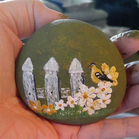 Pin By Dianne Pilatowski On Spring Rocks Stone Painting Painted