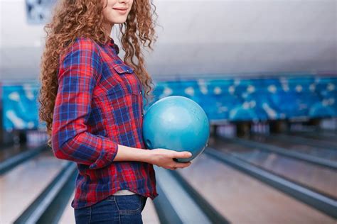 Bowling Outfit What To Wear